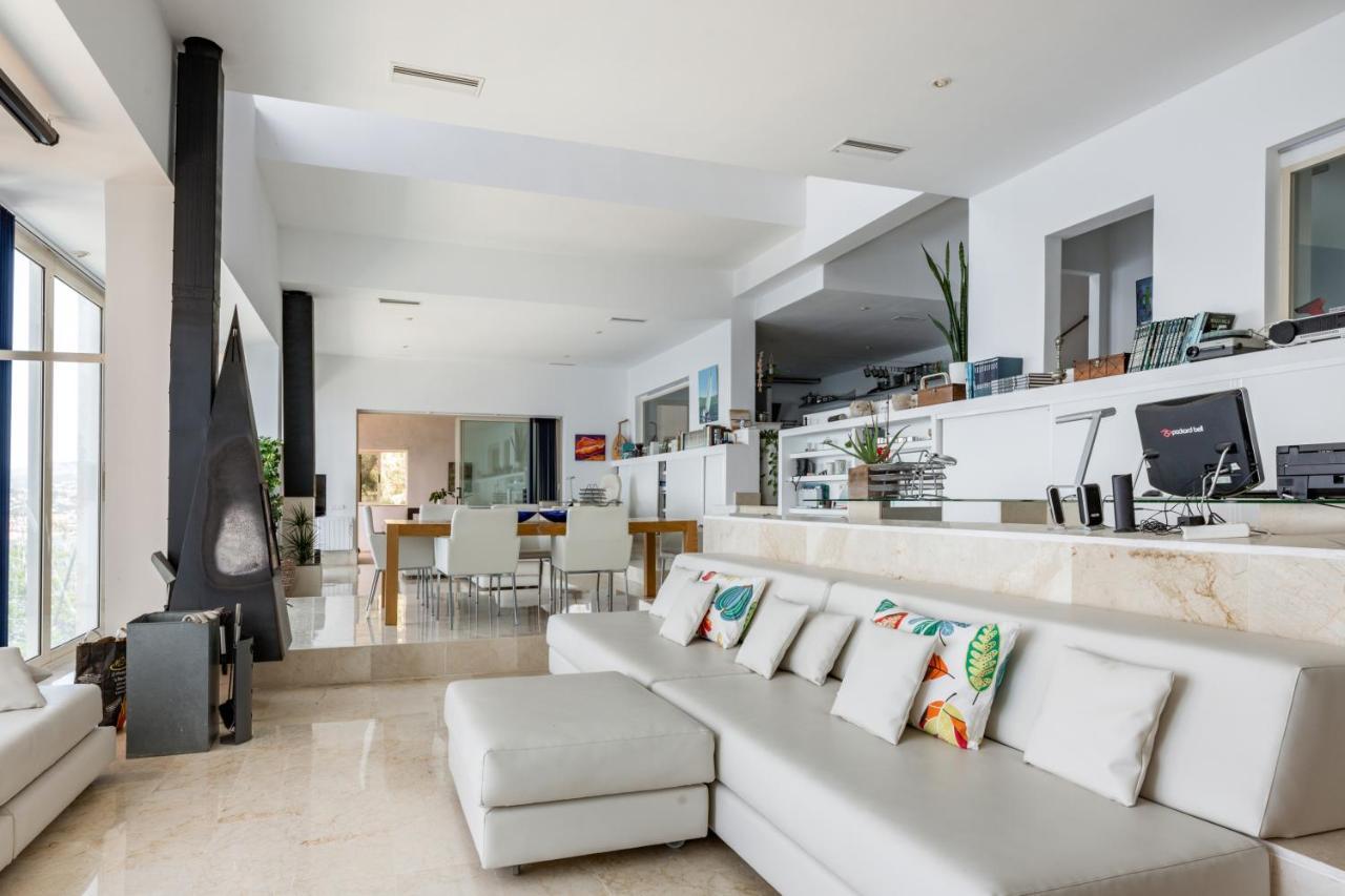 Exclusive Seafront Villa,Private Pool,Gym,Bbq El Toro  Exterior photo